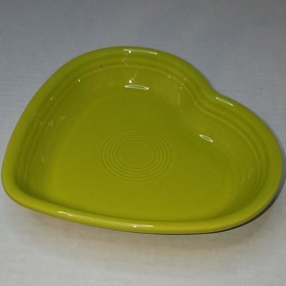 Fiestaware Fiesta CERAMIC Medium Heart Bowl Dish CONTAINER Lemongrass - Picture 4 of 11